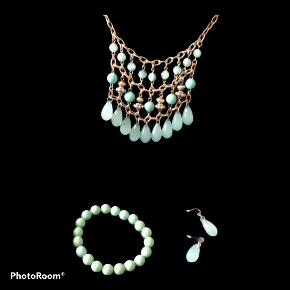 Turquoise Blue Green Coastal Grandma Silver Necklace,‎ Earrings, Bracelet Set